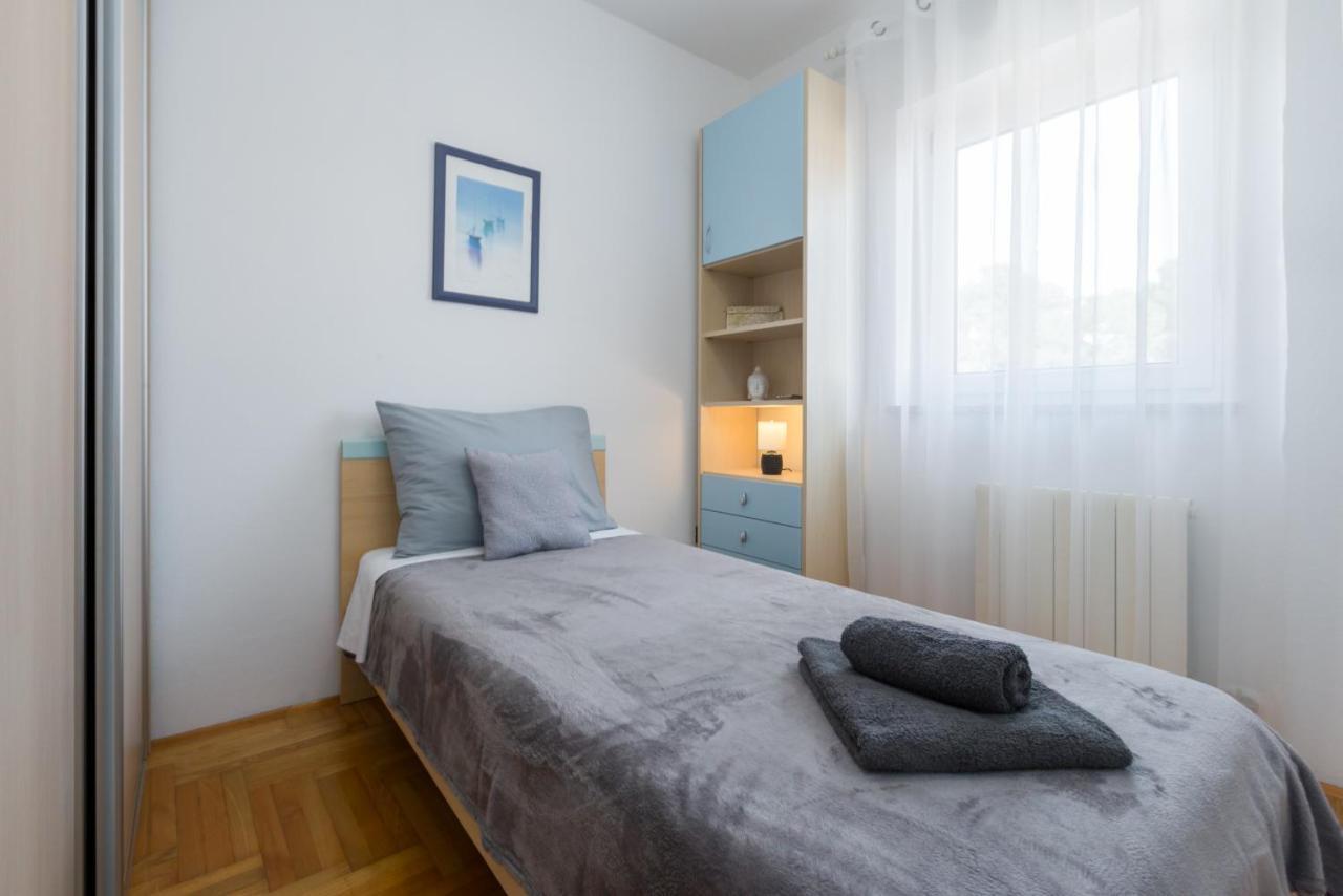 Apartments Emil بولا المظهر الخارجي الصورة