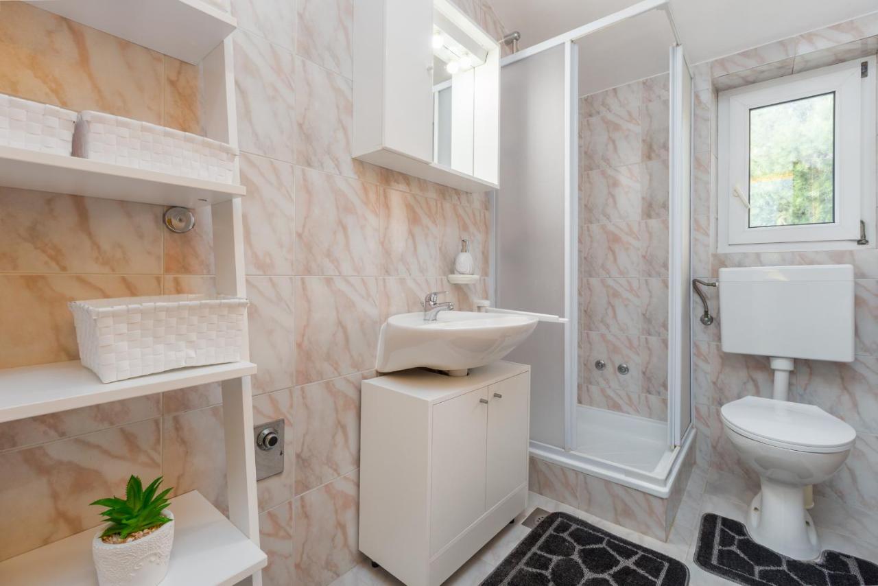 Apartments Emil بولا المظهر الخارجي الصورة