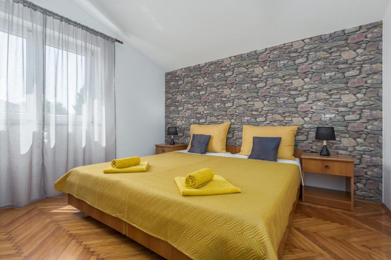 Apartments Emil بولا المظهر الخارجي الصورة