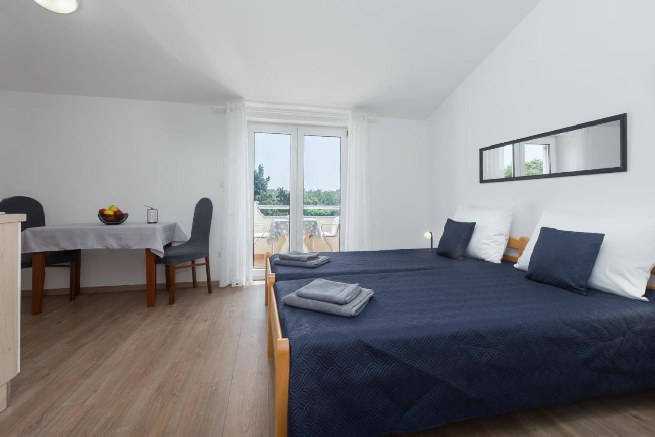 Apartments Emil بولا المظهر الخارجي الصورة