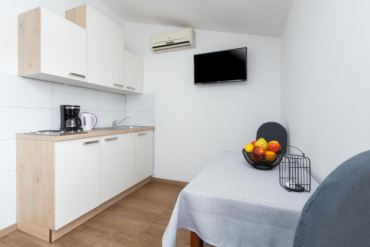 Apartments Emil بولا المظهر الخارجي الصورة